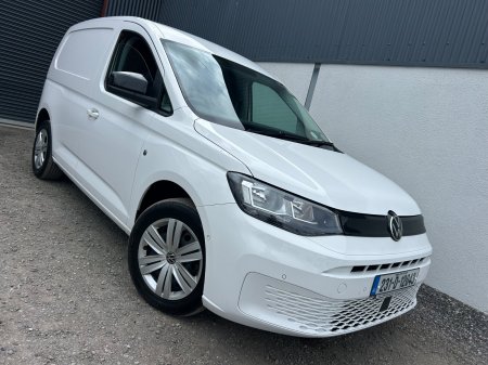 2023 Volkswagen Caddy - photo 2