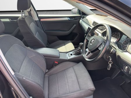 2018 Skoda Superb - photo 11