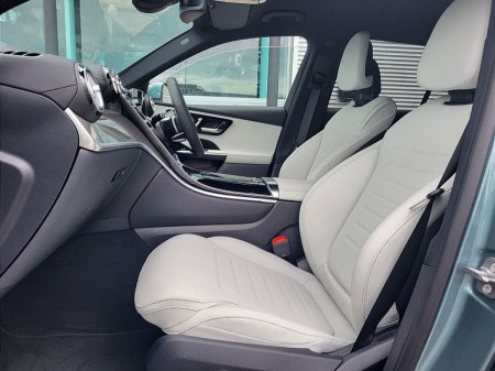 2027 Mercedes-Benz GLC - photo 6