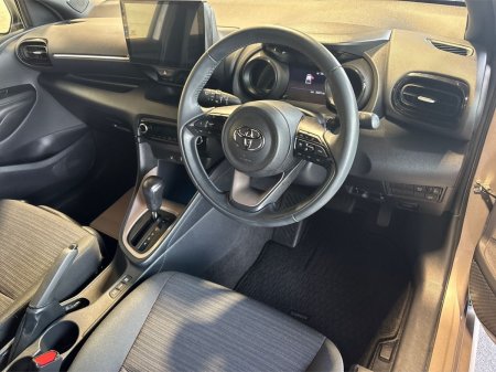 2020 Toyota Yaris - photo 9