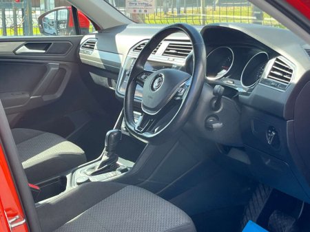 2020 Volkswagen Tiguan - photo 8