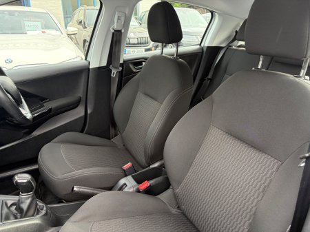 2019 Peugeot 208 - photo 24
