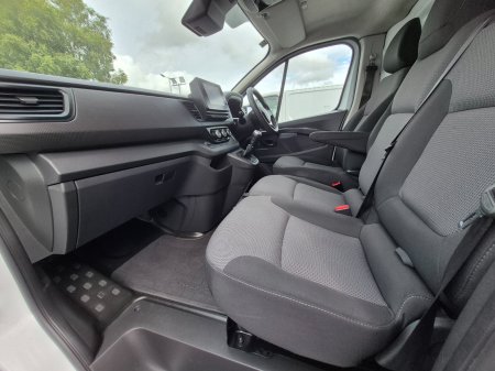 2022 Renault Trafic - photo 13