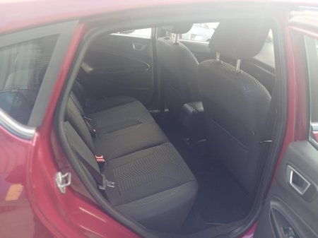 2014 Ford Fiesta - photo 15