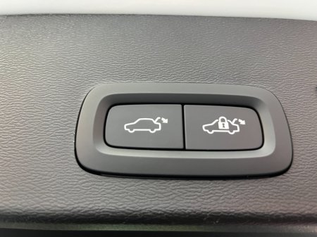 2022 Volvo XC40 - photo 8