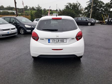 2017 Peugeot 208 - photo 2