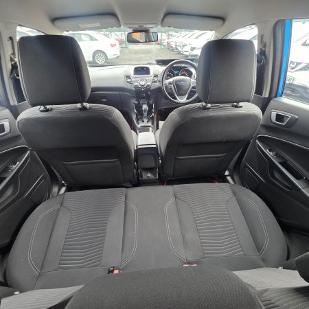2015 Ford Fiesta - photo 14