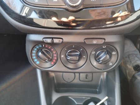 2016 Vauxhall Corsa - photo 15