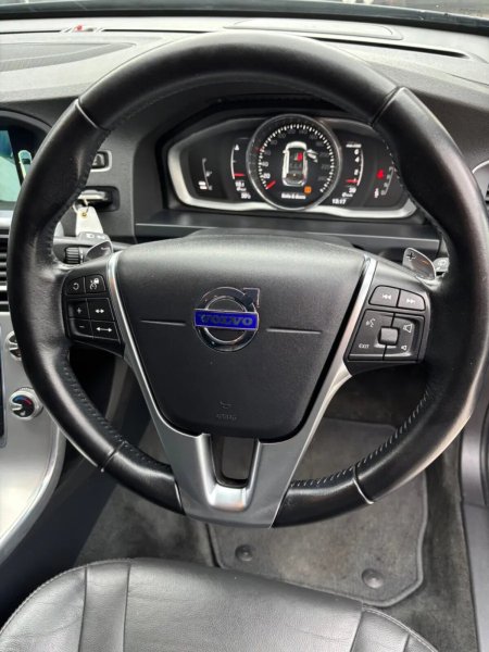 2016 Volvo V60 - photo 10