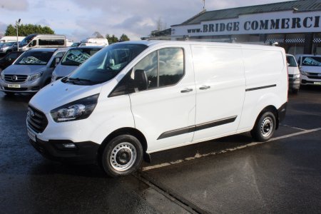 2023 Ford Transit Custom - photo 2