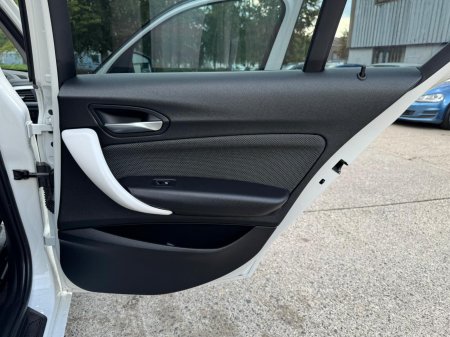 2015 BMW 1-Series - photo 15