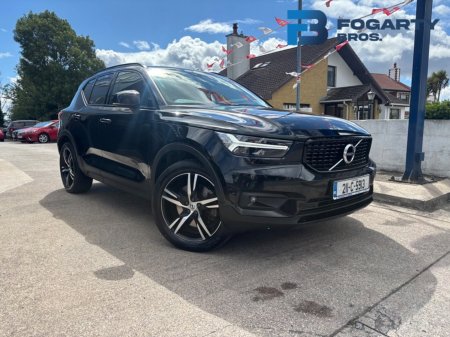 2021 Volvo XC40 - photo 2