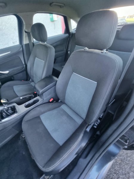 2010 Ford Mondeo - photo 13