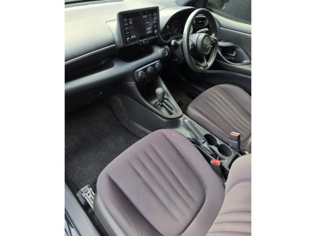 2020 Toyota Yaris - photo 12