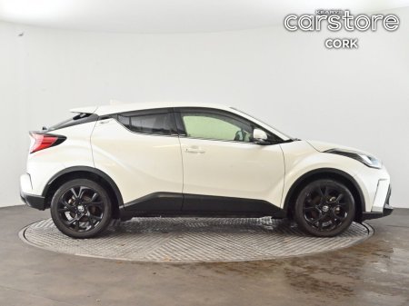2021 Toyota C-HR - photo 2
