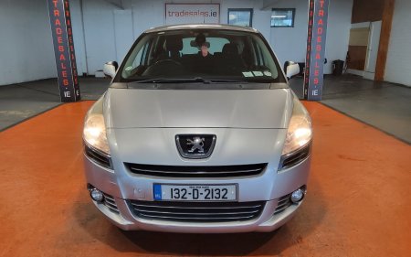 2013 Peugeot 5008 - photo 2