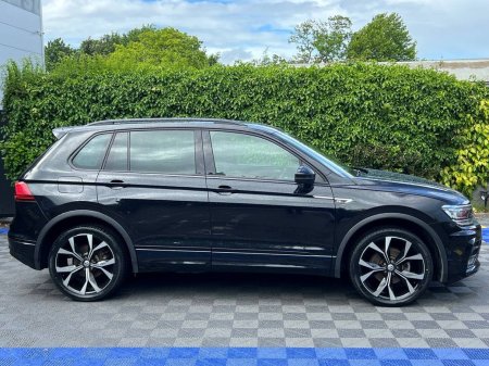 2020 Volkswagen Tiguan - photo 2