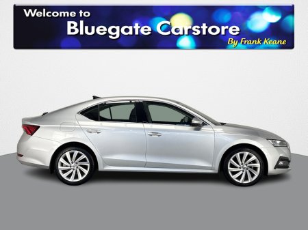 2022 Skoda Octavia - photo 2