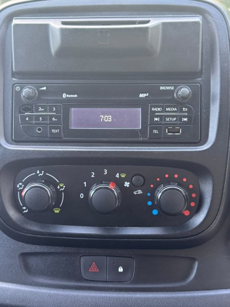 2018 Nissan NV300 - photo 19