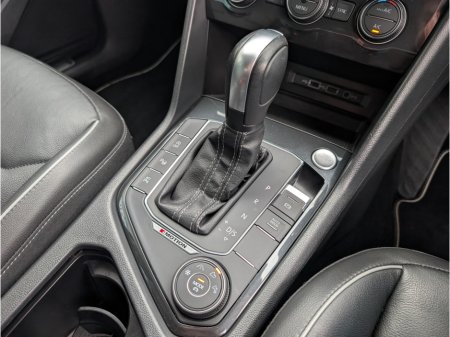 2020 Volkswagen Tiguan - photo 17