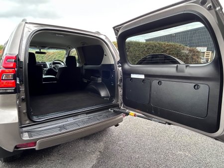 2022 Toyota Land Cruiser - photo 29