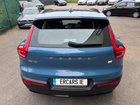 2023 Volvo XC40 - photo 4