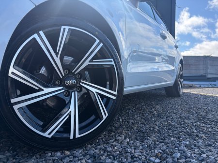2015 Audi A1 - photo 2