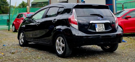 2015 Toyota Aqua - photo 17