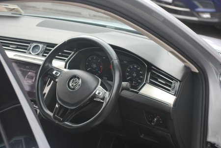 2019 Volkswagen Passat - photo 13