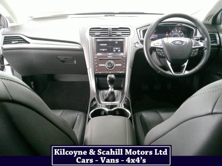 2016 Ford Mondeo - photo 17