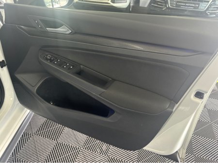 2021 Volkswagen Golf - photo 9