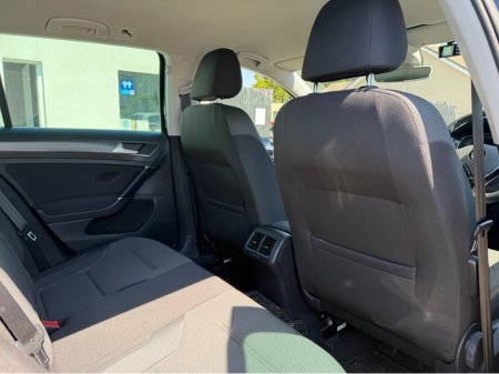 2020 Volkswagen Golf - photo 19