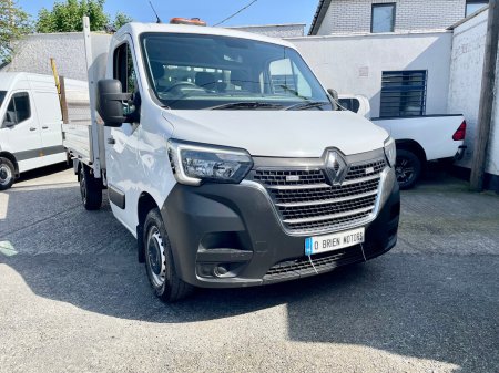 2022 Renault Master