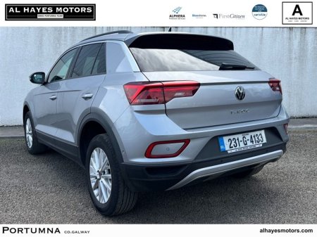 2023 Volkswagen T-Roc - photo 3