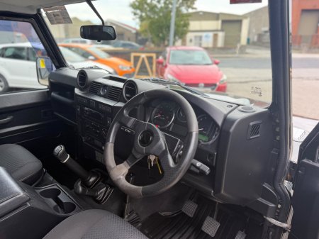 2011 Land Rover Defender - photo 10