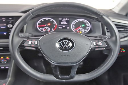 2021 Volkswagen Polo - photo 17