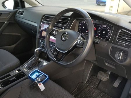 2019 Volkswagen Golf - photo 3