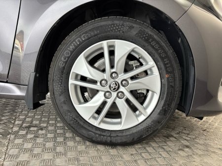 2023 Toyota Yaris - photo 11