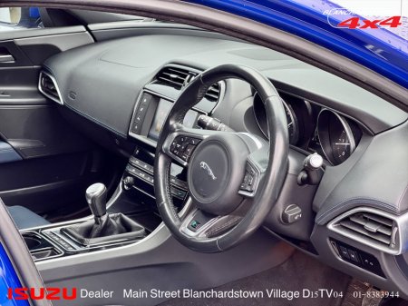 2017 Jaguar XE - photo 27