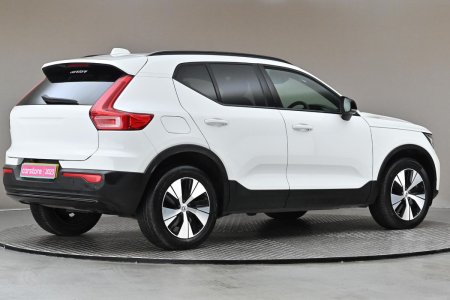 2023 Volvo XC40 - photo 10