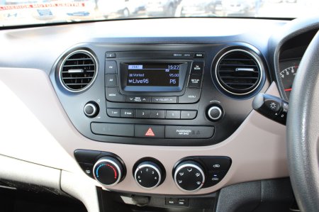 2017 Hyundai i10 - photo 14