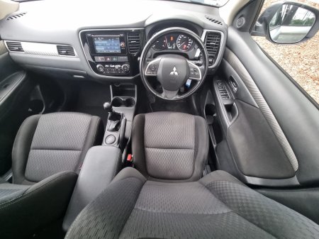 2015 Mitsubishi Outlander - photo 24