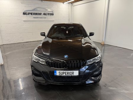 2022 BMW 3-Series - photo 4