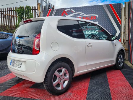 2015 Volkswagen up! - photo 13
