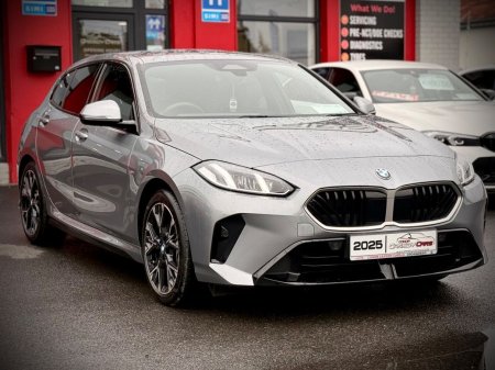 2025 BMW 1-Series - photo 3
