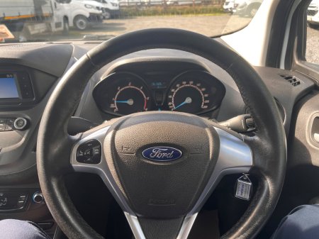 2020 Ford Transit - photo 13