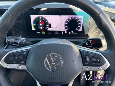 2025 Volkswagen Tiguan - photo 22