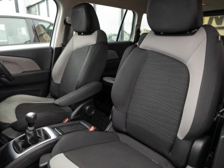 2016 Citroen Grand C4 Picasso - photo 18