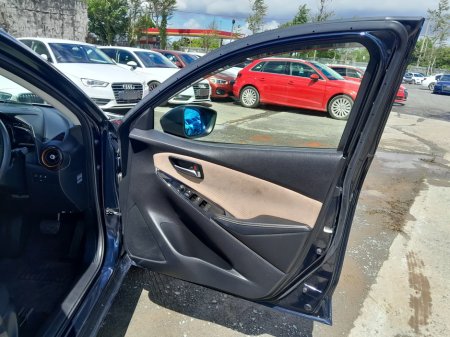 2017 Mazda Demio - photo 12