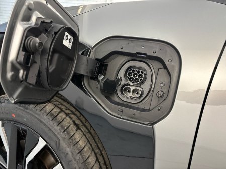2026 Toyota bZ4X - photo 6